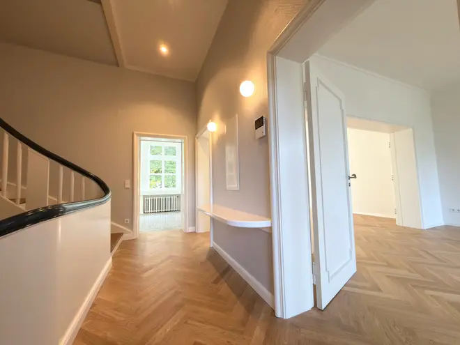 6 Zimmer Wohnung mit 195 m² in Krefeld – Bild 8