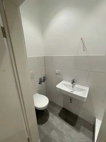 2 Zimmer Wohnung mit 55 m² in Wiesbaden – Bild 4