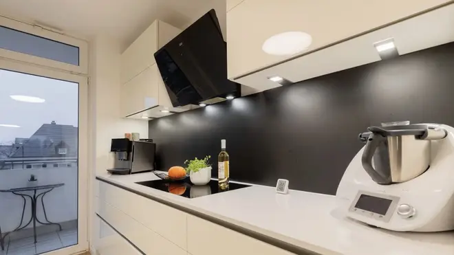 4 Zimmer Wohnung mit 96 m² in Freiburg im Breisgau – Bild 2