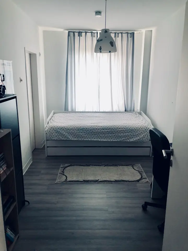 5 Zimmer Wohnung mit 100 m² in Emden – Bild 7