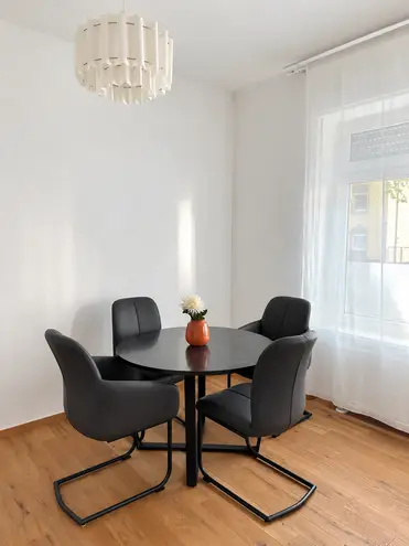 2 Zimmer Wohnung mit 48 m² in Frankfurt am Main – Bild 2