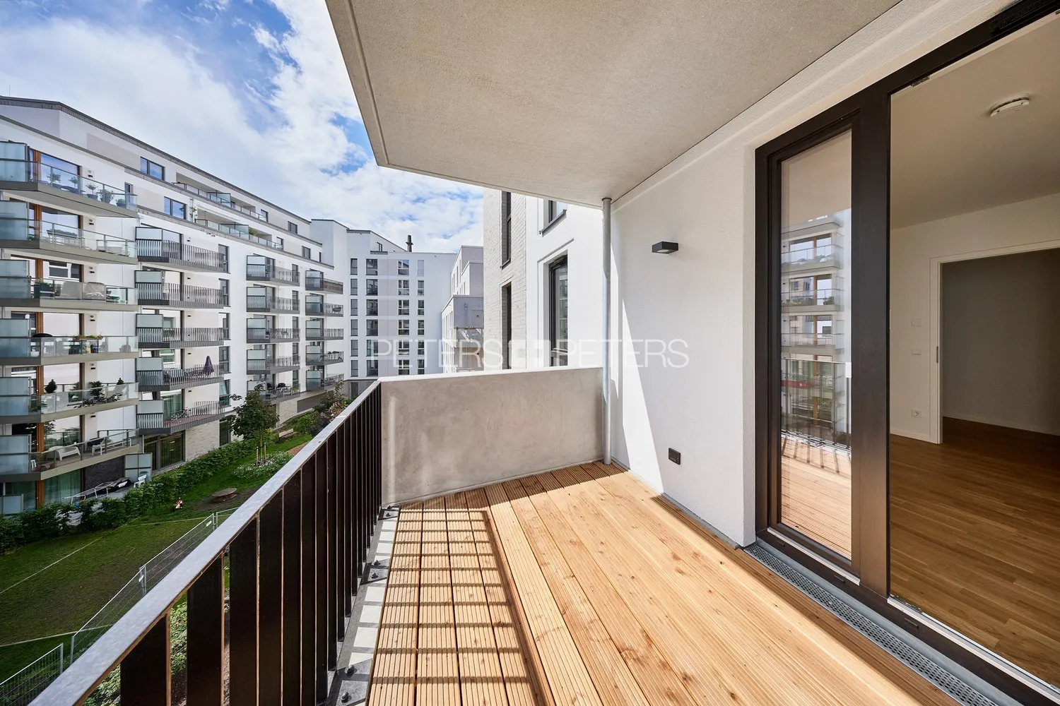 2 Zimmer Wohnung mit 60 m² in Hamburg – Bild 1