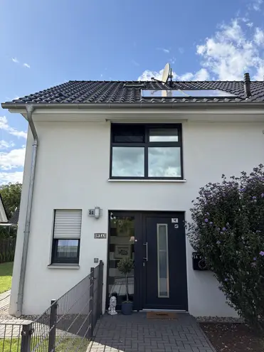 4 Zimmer Haus mit 126 m² in Berlin – Bild 1