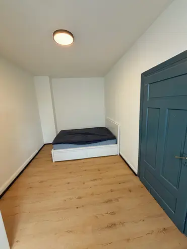 2 Zimmer Wohnung mit 49 m² in Karlsruhe – Bild 2