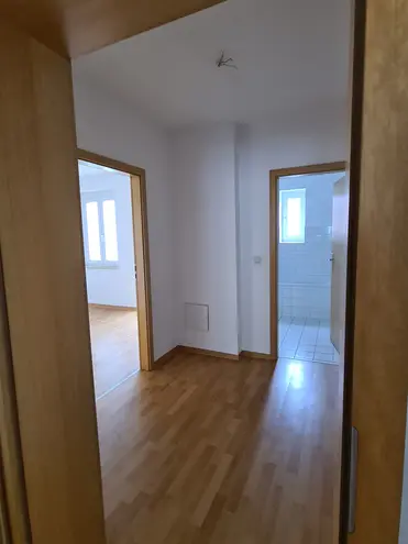 2 Zimmer Wohnung mit 56 m² in Dresden – Bild 4
