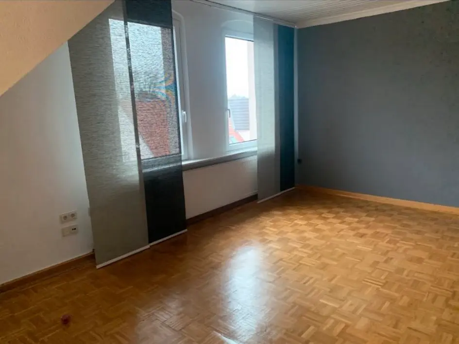 4 Zimmer Wohnung mit 100 m² in Celle – Bild 2