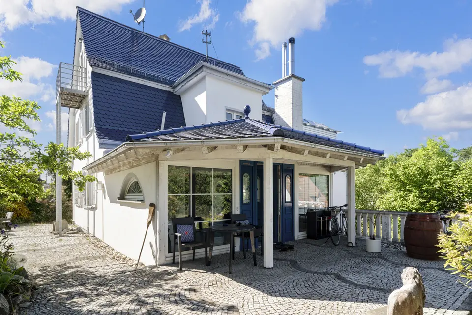 9 Zimmer Haus mit 330 m² in Oberursel – Bild 3