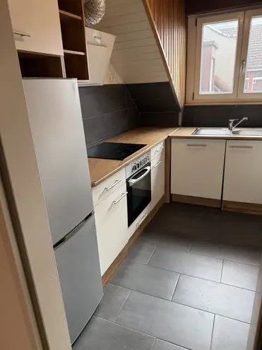 3 Zimmer Wohnung mit 75 m² in Karlsruhe – Bild 2