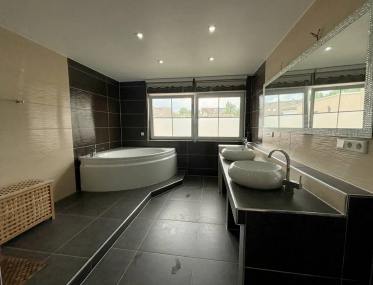 5 Zimmer Wohnung mit 160 m² in Mainz – Bild 6