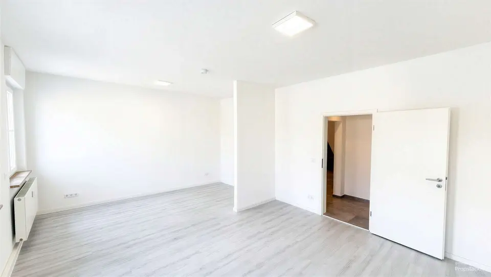 4 Zimmer Wohnung mit 125 m² in Erlangen – Bild 2
