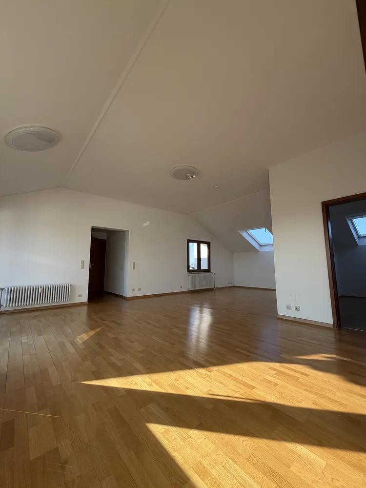 4 Zimmer Wohnung mit 103 m² in Baden-Baden – Bild 2