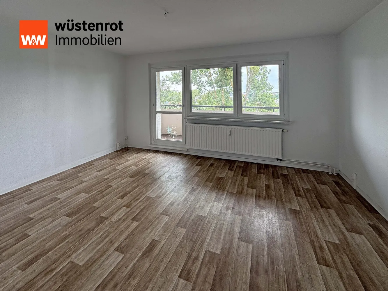 4 Zimmer Wohnung mit 76 m² in Neubrandenburg – Bild 1