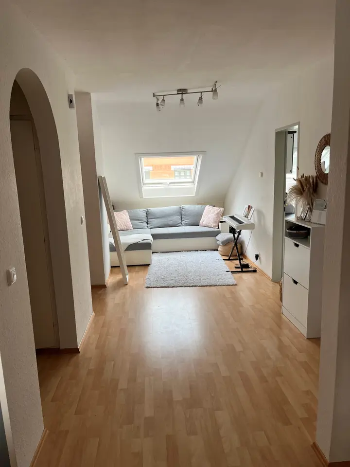 1 Zimmer Wohnung mit 60 m² in Koblenz – Bild 1