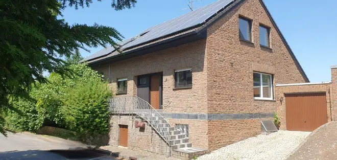 4 Zimmer Haus mit 154 m² in Neuss – Bild 1