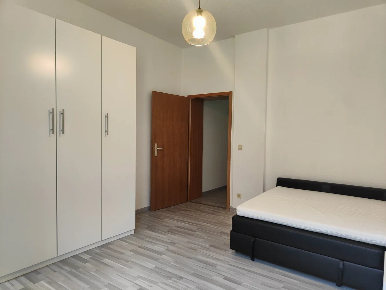 1 Zimmer Wohnung mit 36 m² in Zwickau – Bild 6