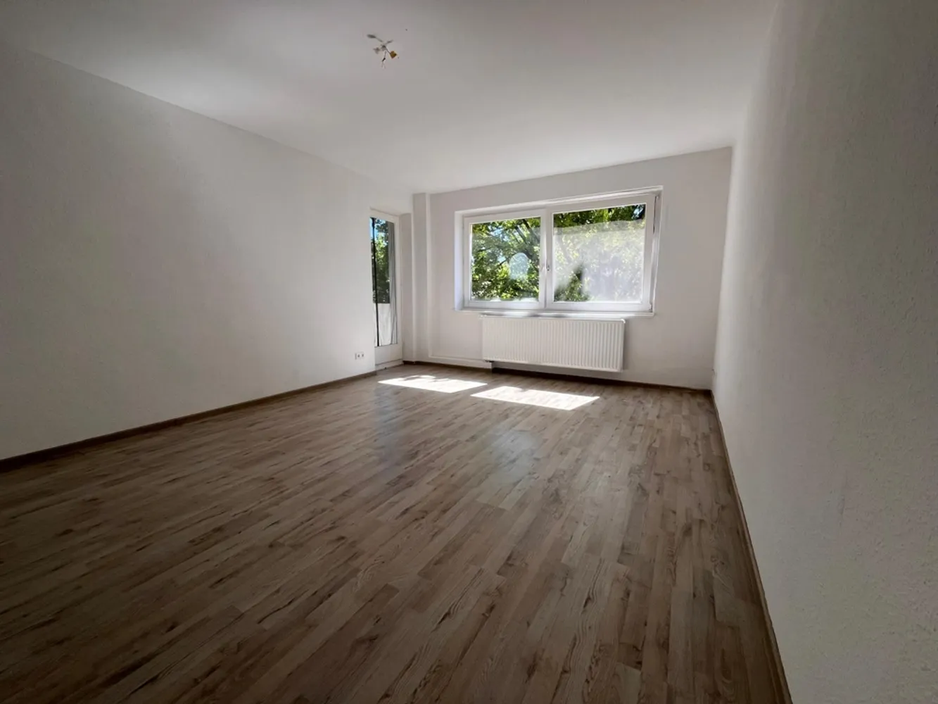 4 Zimmer Wohnung mit 87 m² in Wuppertal – Bild 1
