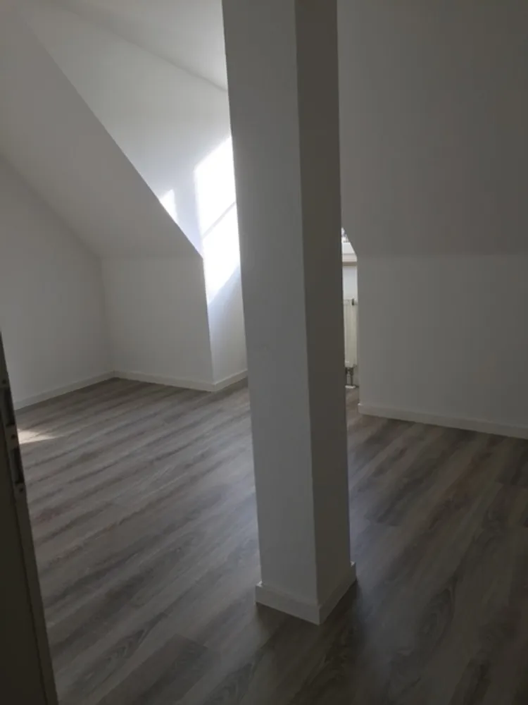 4 Zimmer Wohnung mit 97 m² in Zwickau – Bild 6