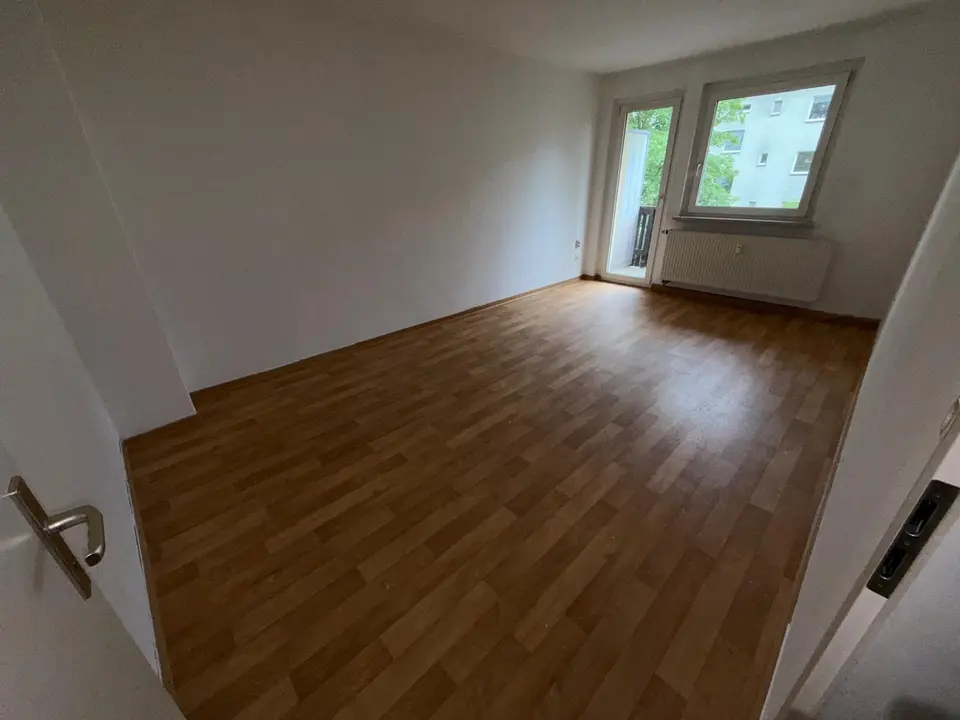 3 Zimmer Wohnung mit 80 m² in Plauen – Bild 1