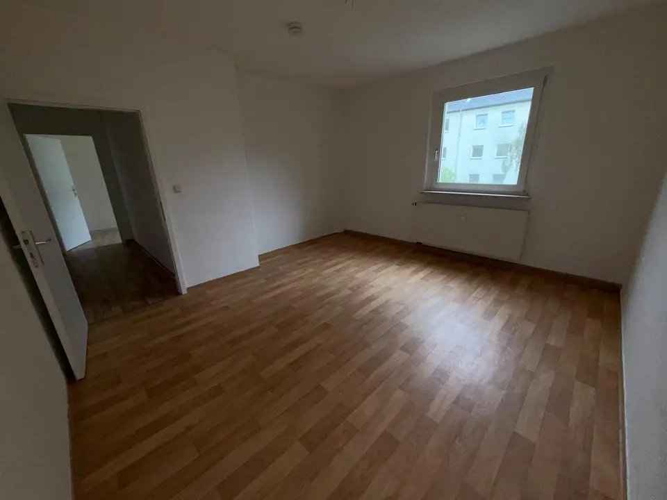 3 Zimmer Wohnung mit 80 m² in Plauen – Bild 3