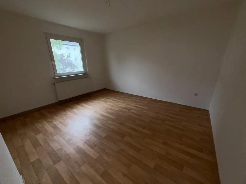 3 Zimmer Wohnung mit 80 m² in Plauen – Bild 4