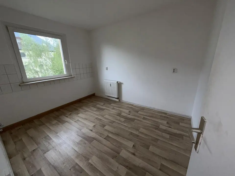 3 Zimmer Wohnung mit 80 m² in Plauen – Bild 9