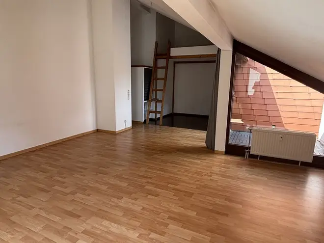 2 Zimmer Wohnung mit 81 m² in Wiesbaden – Bild 12