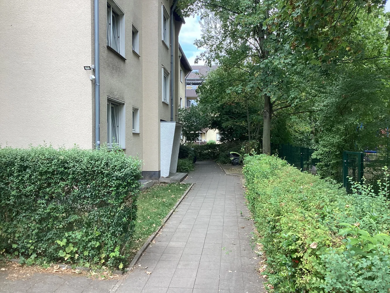 2 Zimmer Wohnung mit 65 m² in Köln – Bild 1
