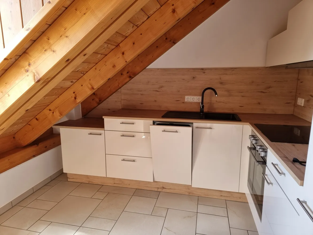 3 Zimmer Wohnung mit 81 m² in Landshut – Bild 2