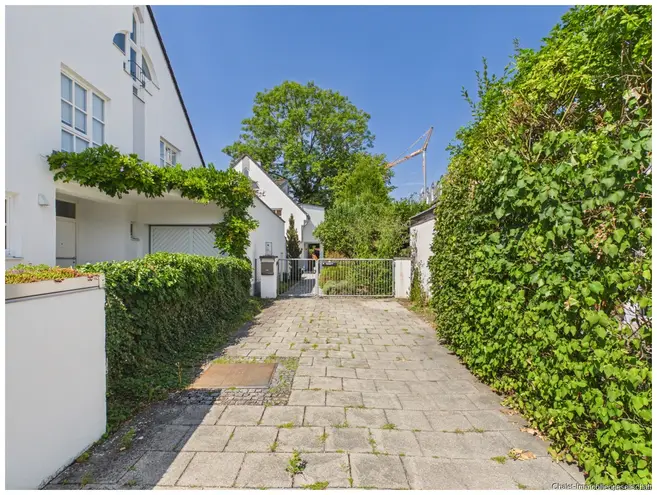 5 Zimmer Haus mit 152 m² in München – Bild 2