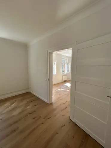 4 Zimmer Wohnung mit 100 m² in Stuttgart – Bild 2