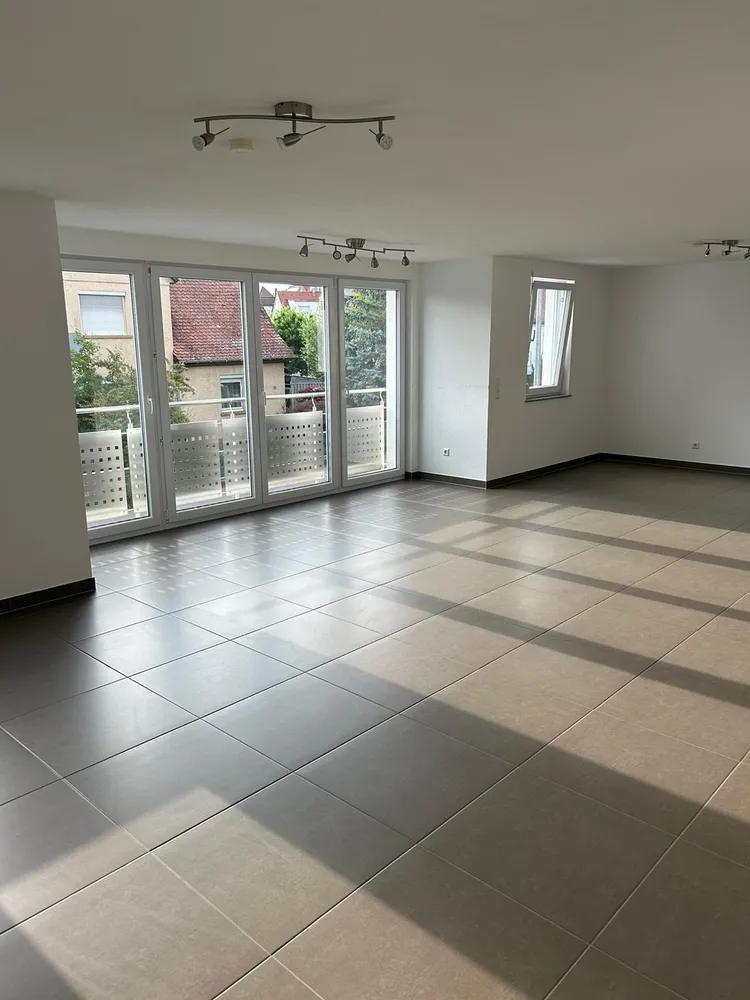 5 Zimmer Wohnung mit 126 m² in Sindelfingen – Bild 2
