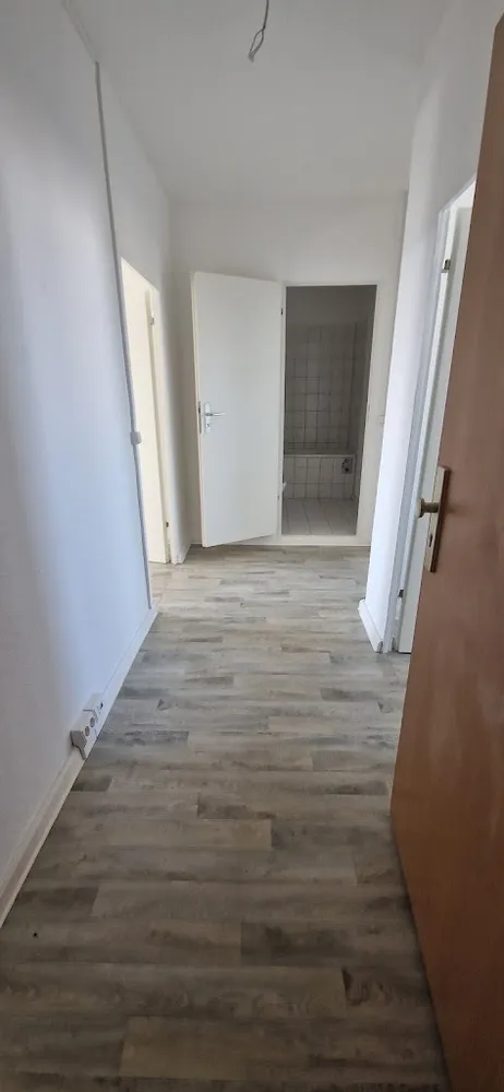 4 Zimmer Wohnung mit 69 m² in Brandenburg an der Havel – Bild 2