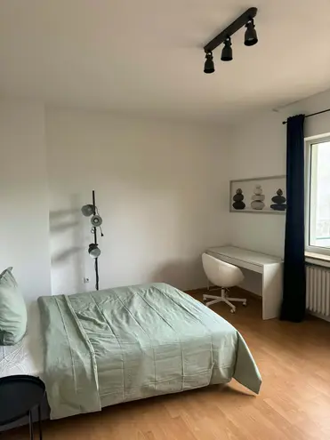 WG-Zimmer mit 25 m² in Düsseldorf – Bild 4