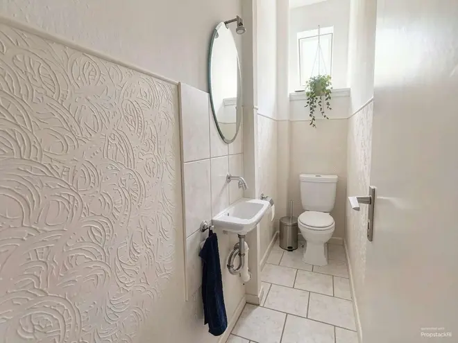 3 Zimmer Wohnung mit 100 m² in Wiesbaden – Bild 8