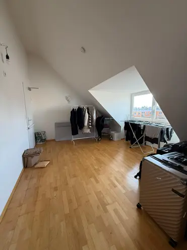 WG-Zimmer mit 18 m² in München – Bild 1