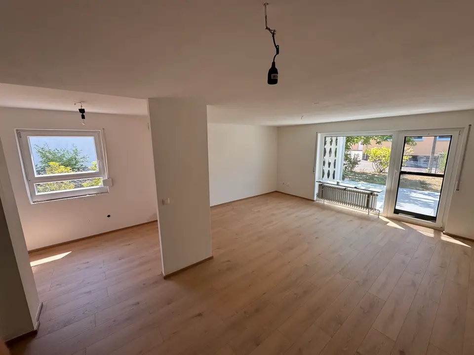 4 Zimmer Haus mit 139 m² in Nürnberg – Bild 1