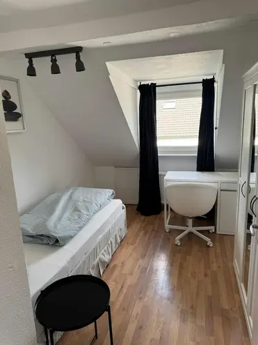 WG-Zimmer mit 15 m² in Düsseldorf – Bild 2