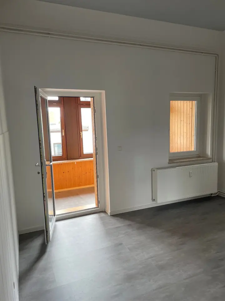 3 Zimmer Wohnung mit 104 m² in Zwickau – Bild 1