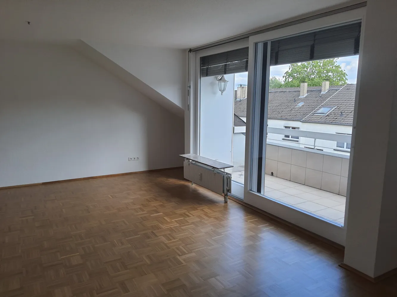 3 Zimmer Wohnung mit 80 m² in Duisburg – Bild 2