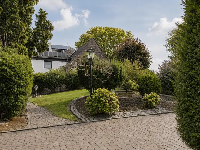 5 Zimmer Haus mit 190 m² in Duisburg – Bild 12