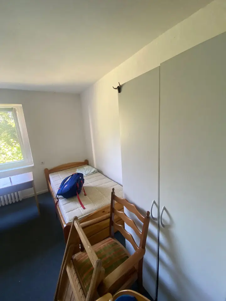 WG-Zimmer mit 14 m² in Bornheim – Bild 2