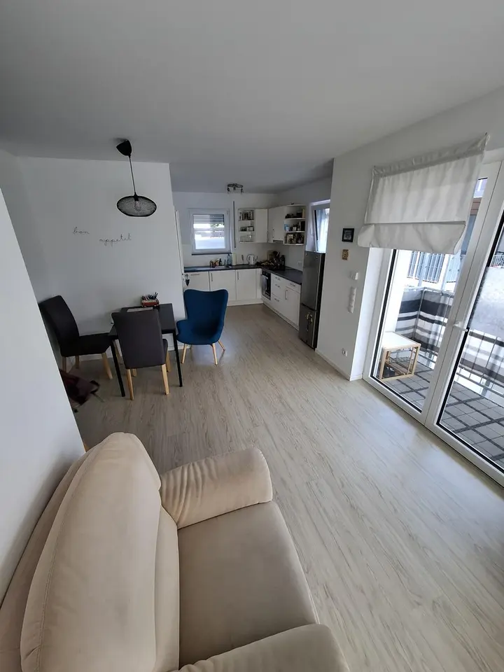 2 Zimmer Wohnung mit 65 m² in Erlangen – Bild 3