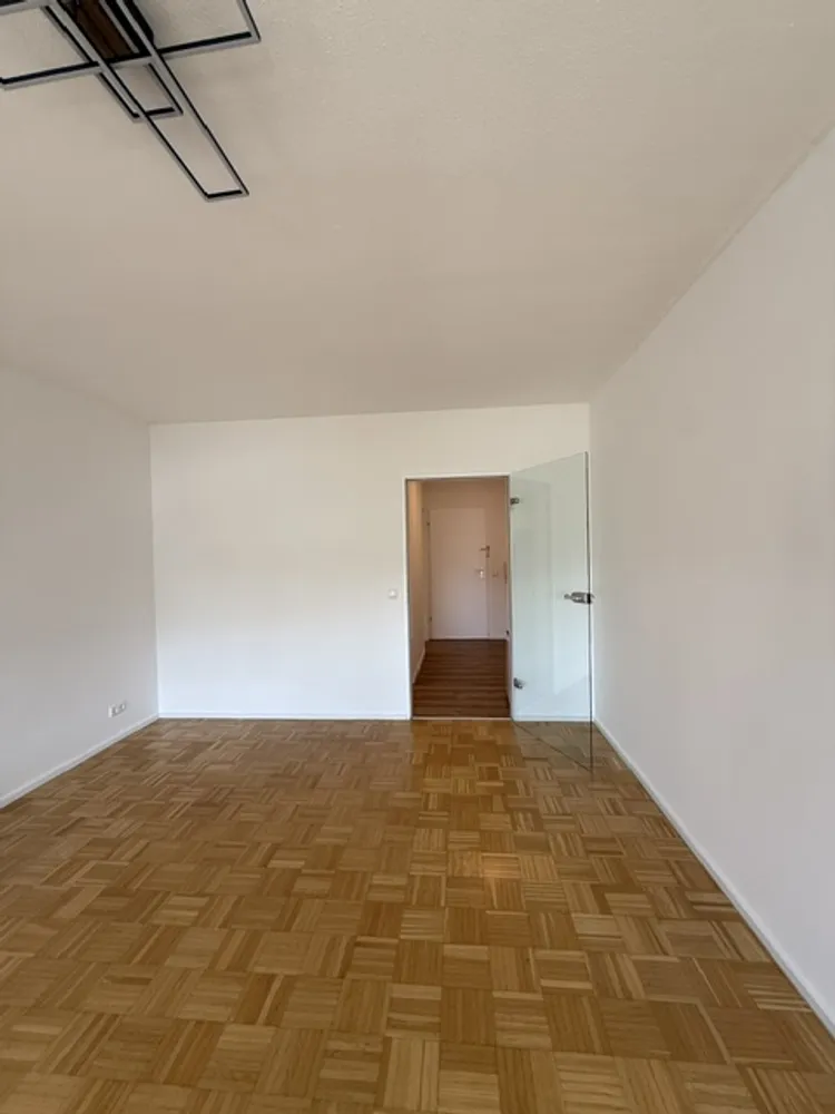 1 Zimmer Wohnung mit 35 m² in Neu-Ulm – Bild 2