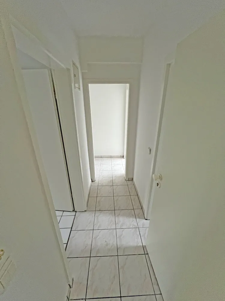 2 Zimmer Wohnung mit 53 m² in Krefeld – Bild 2