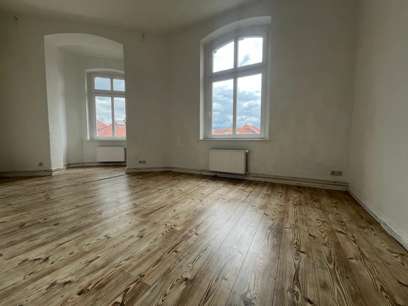 5 Zimmer Wohnung mit 121 m² in Frankfurt (Oder) – Bild 1