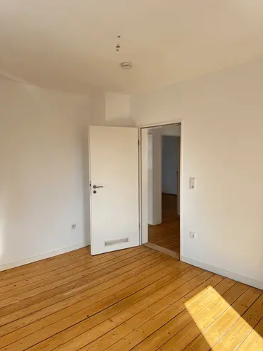 3 Zimmer Wohnung mit 65 m² in Frankfurt am Main – Bild 2