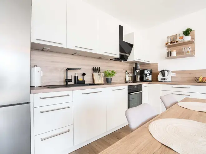 3 Zimmer Wohnung mit 90 m² in Rostock – Bild 3