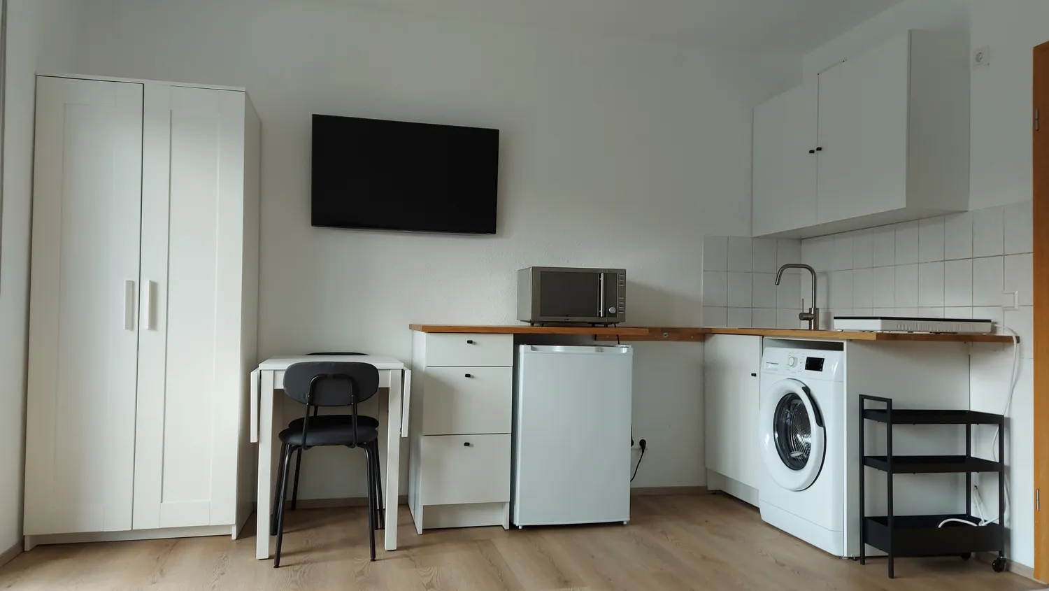1 Zimmer Wohnung mit 30 m² in Karlsruhe – Bild 1