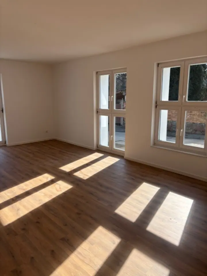 4 Zimmer Wohnung mit 143 m² in Frankfurt (Oder) – Bild 1