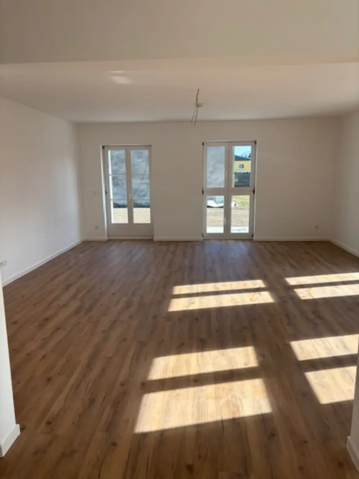 4 Zimmer Wohnung mit 143 m² in Frankfurt (Oder) – Bild 2
